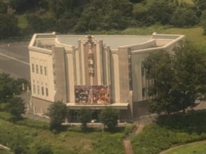 展望塔から見た夕陽館。